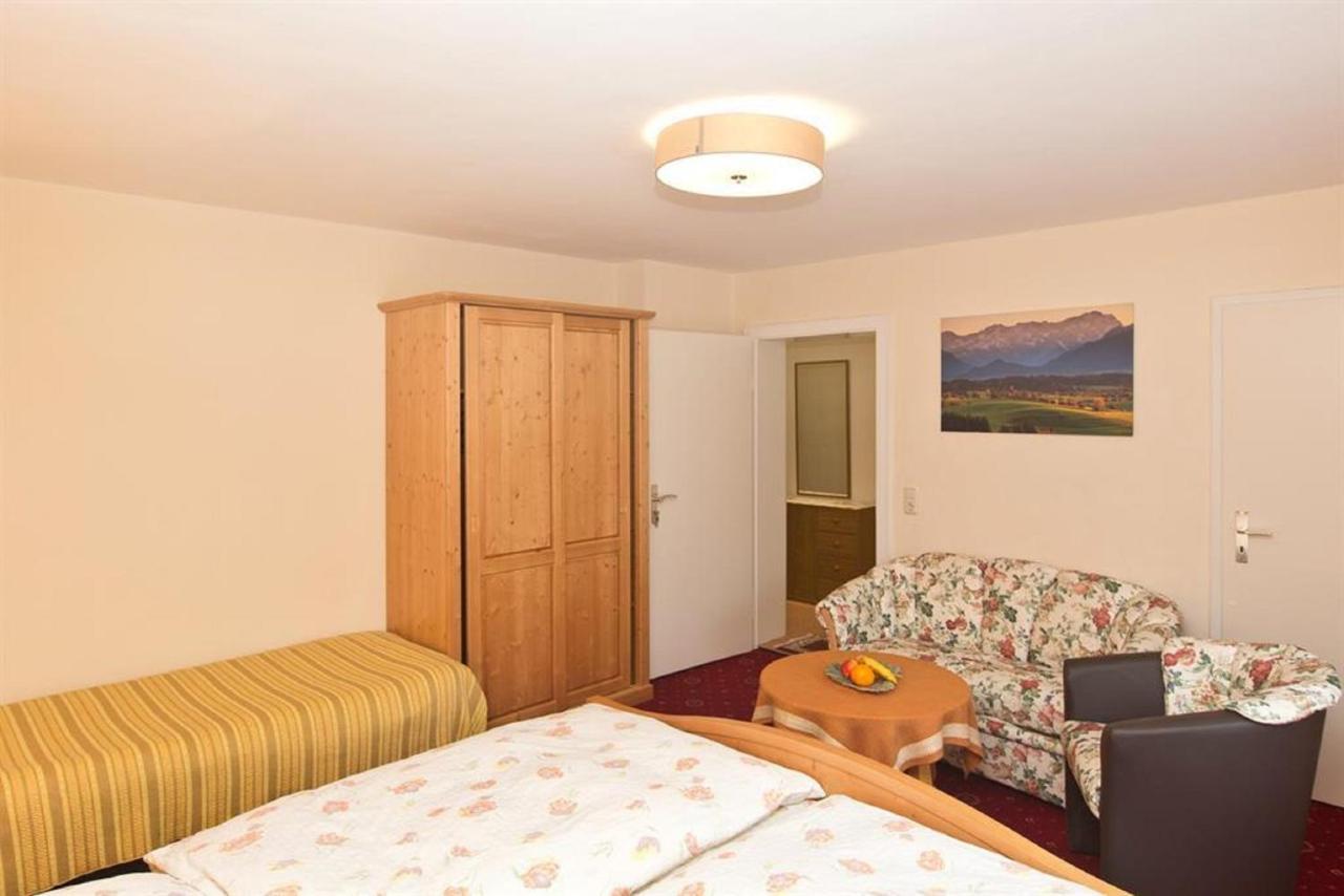 Gaestehaus Loedermann Garmisch-Partenkirchen Eksteriør billede