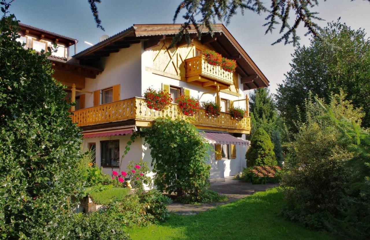 Gaestehaus Loedermann Garmisch-Partenkirchen Eksteriør billede